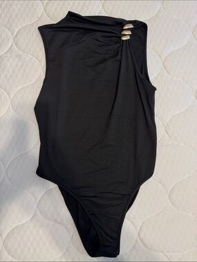 SHEIN sleeveless black body suit large.